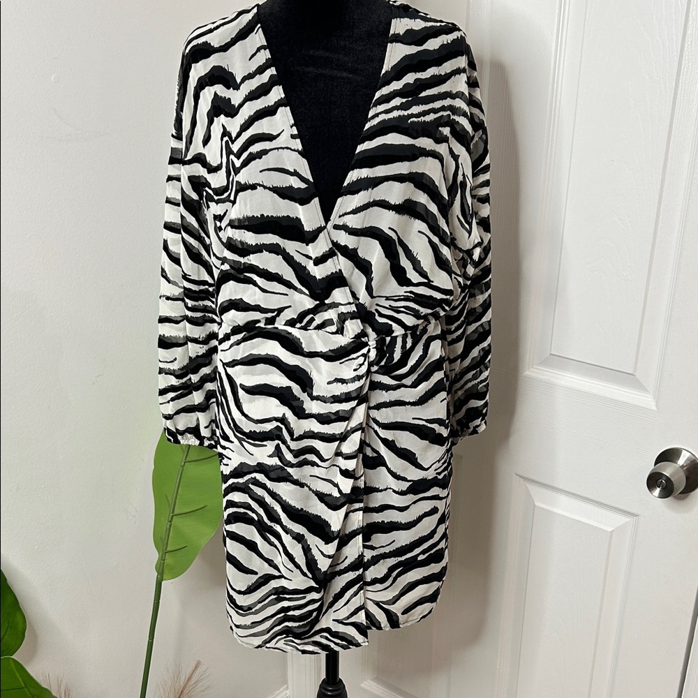 Zara Zebra Print V-Neck Women's Dress - Black and White